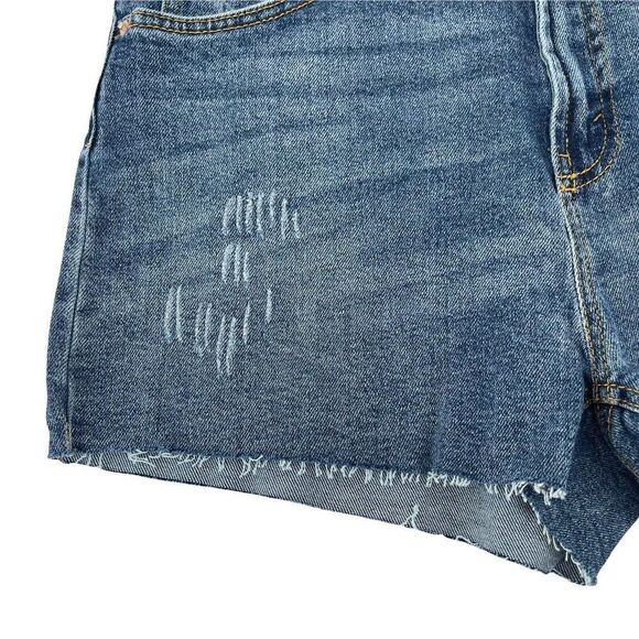 Wild Fable Highest Rise Mom Shorts Blue Jean Cut Off Denim Size 12 Stretch Fit - Picture 4 of 6